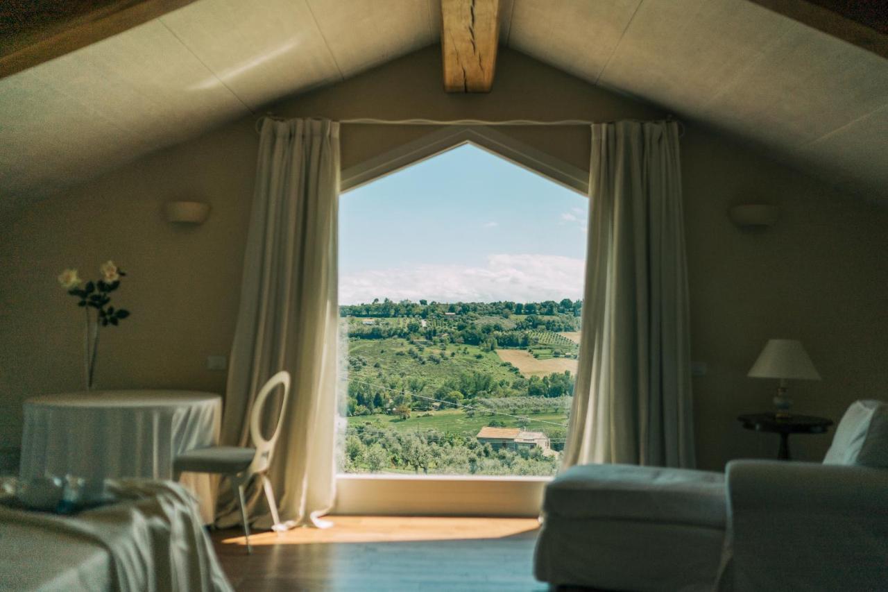 Nontiscordardime B&B Villa Agriturismo Чивитанова-Марке Экстерьер фото