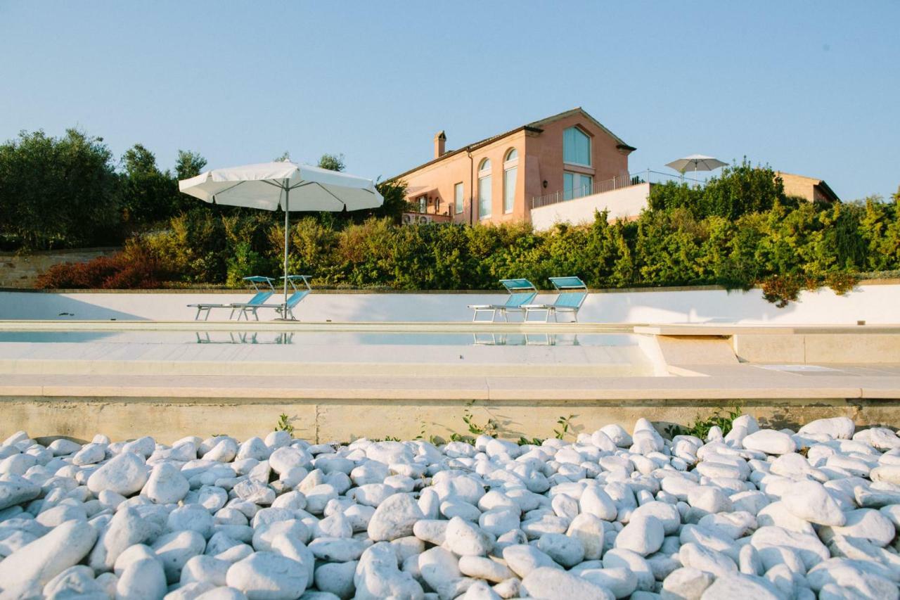Nontiscordardime B&B Villa Agriturismo Чивитанова-Марке Экстерьер фото