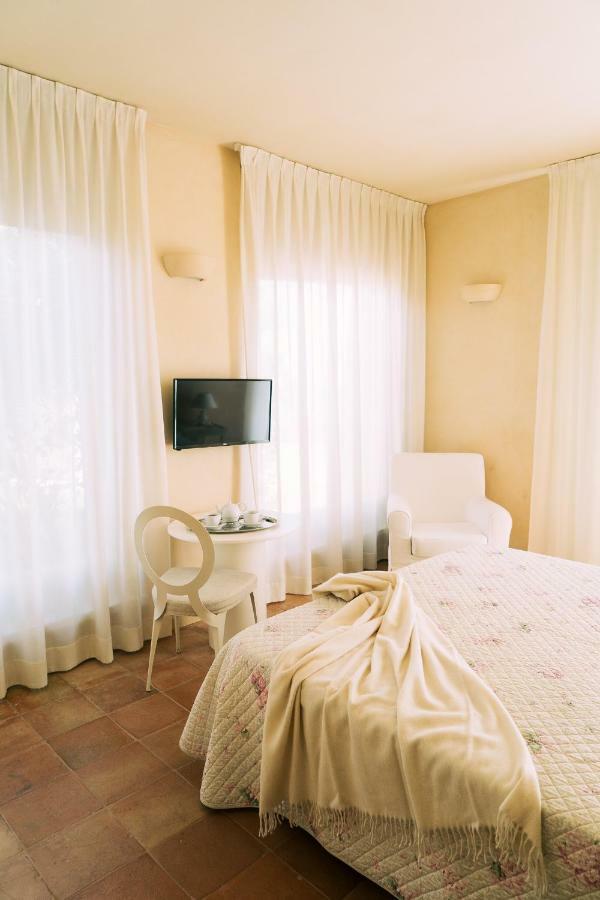 Nontiscordardime B&B Villa Agriturismo Чивитанова-Марке Экстерьер фото